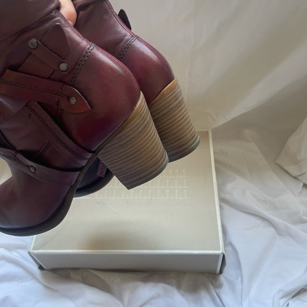 Ankle Booties with Vintage Charm and western flare - Picture 9 of 9